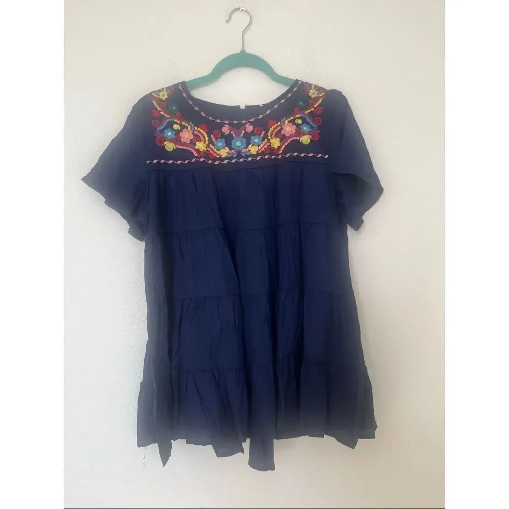 Davi & Dani Flared Oversized Top NEW NWT